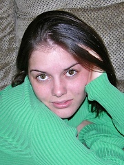 Amateur Teenager Modeling Nude And Spreading Tattooed Pussy Apart